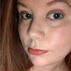 Meet your Posher, Candice